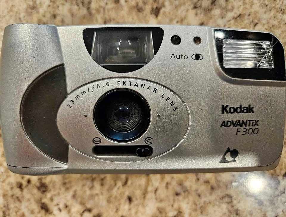 Kodak Advantix F300 23mm Film Camera