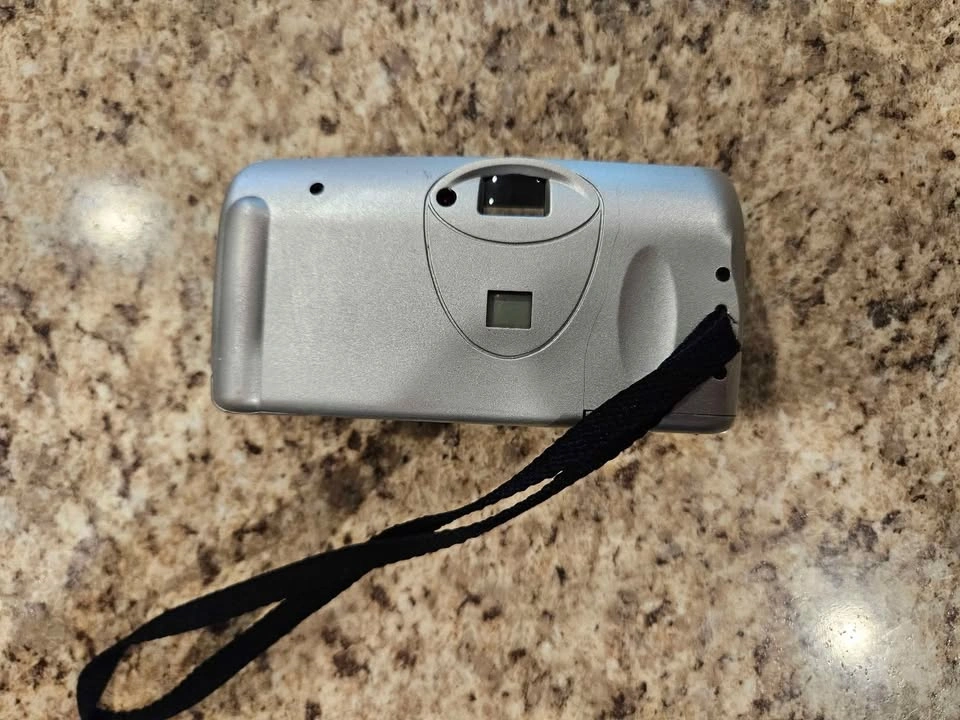 Kodak Advantix F300 23mm Film Camera - photo 3