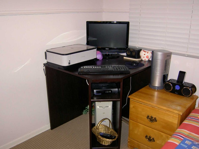 Corner Desk - photo 5