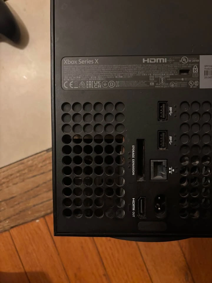 Xbox Series X 1TB - photo 3