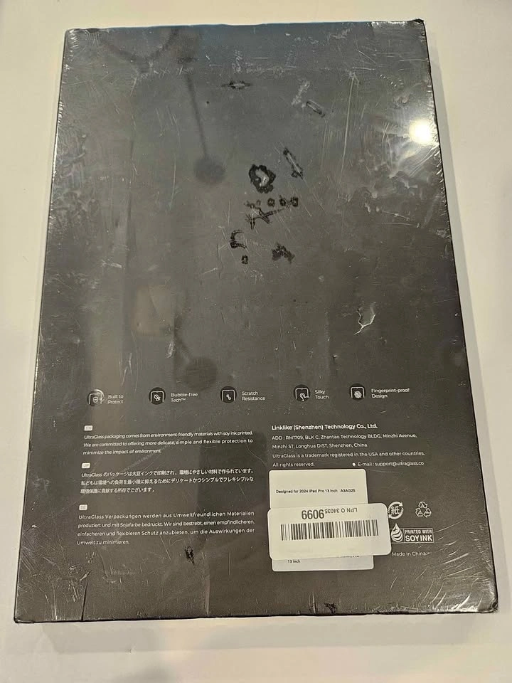 New UltraGlass Screen Protector for 2024 iPad Pro 13 Inch - photo 2