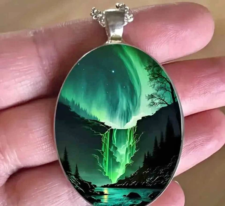 Elegant Northern Lights Oval Pendant Necklace