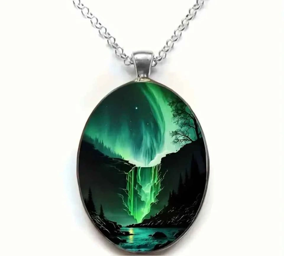 Elegant Northern Lights Oval Pendant Necklace - photo 4