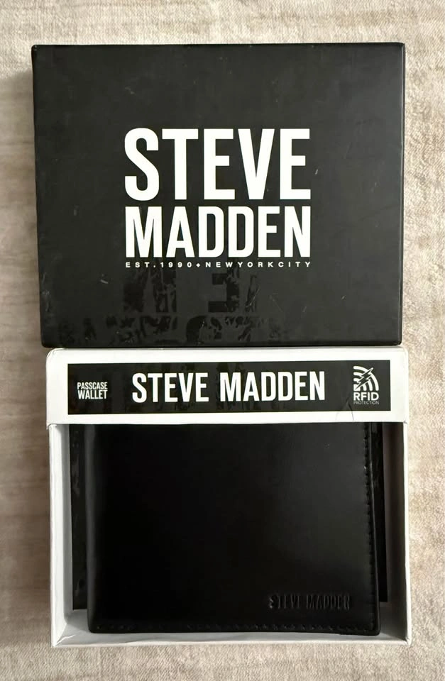 Steve Madden Men’s RFID Bifold Wallet - Brand New - photo 2