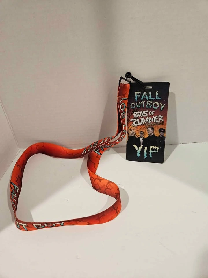 Fall Out Boys 2015 Backstage Pass Replica - Boys of Zummer Tour - photo 3