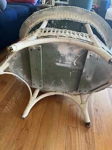 Vintage Wicker/Wood Two Shelf Table - photo 5