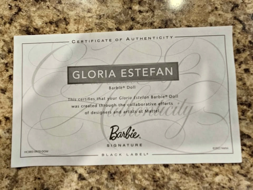 Barbie Gloria Estefan Get On Your Feet Collector Doll 2022 (2 Av - photo 2