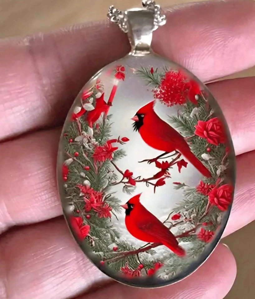 New Oval Resin Cardinal Pendant Necklace