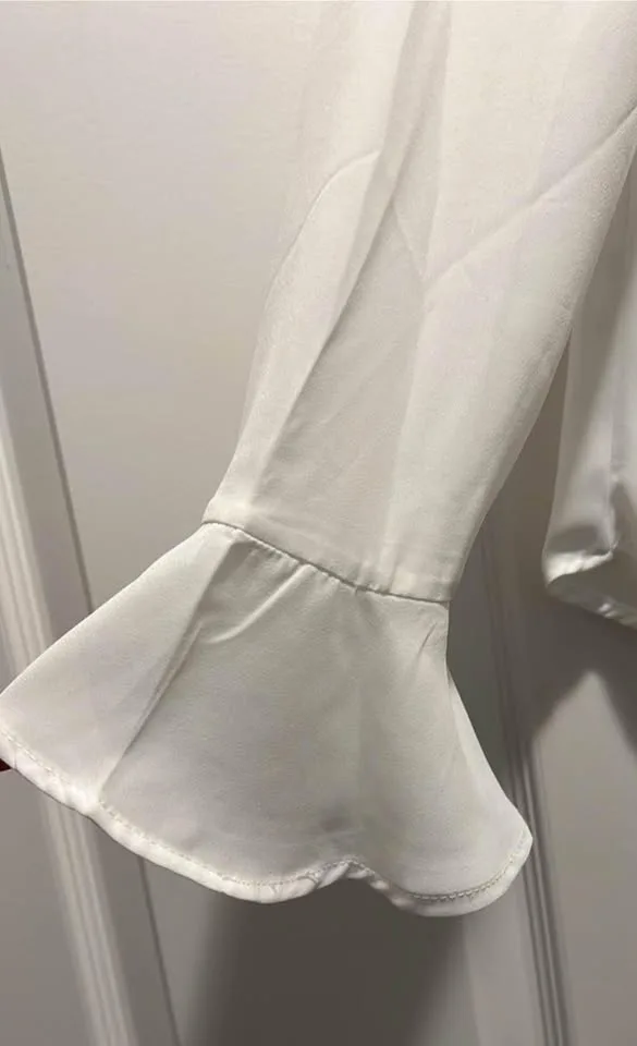 Dynamite XS white blouse image indicator(4)