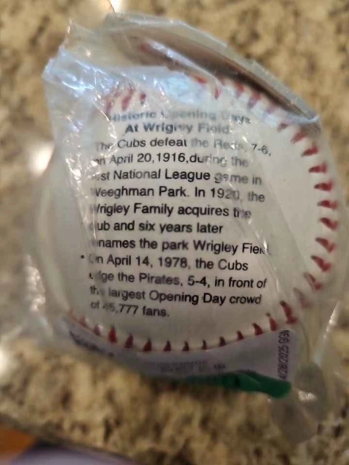 Chicago Cubs 1997 Opening Day Souvenir Baseball - New - photo 3