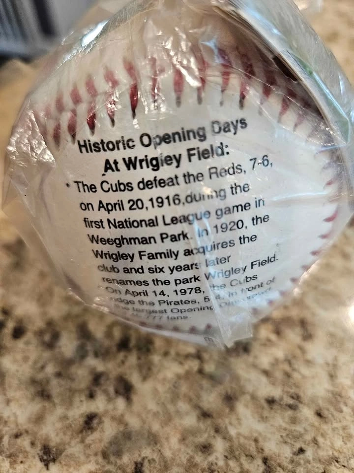 Chicago Cubs 1997 Opening Day Souvenir Baseball - New - photo 5