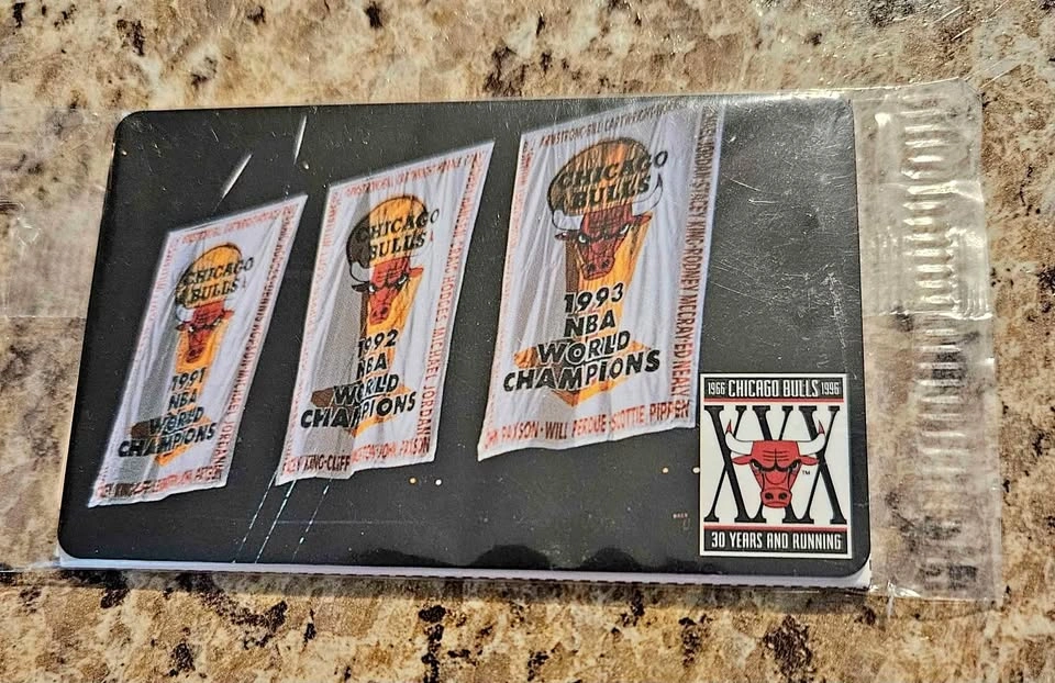 Chicago Bulls Fan Appreciation Cards - 3 Peat Banners, Benny the