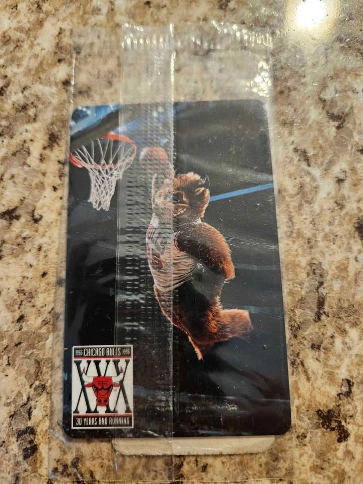 Chicago Bulls Fan Appreciation Cards - 3 Peat Banners, Benny the - photo 3