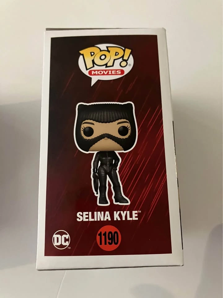 Funko Pop! Movies: The Batman - Selina Kyle Vinyl Figure - photo 4