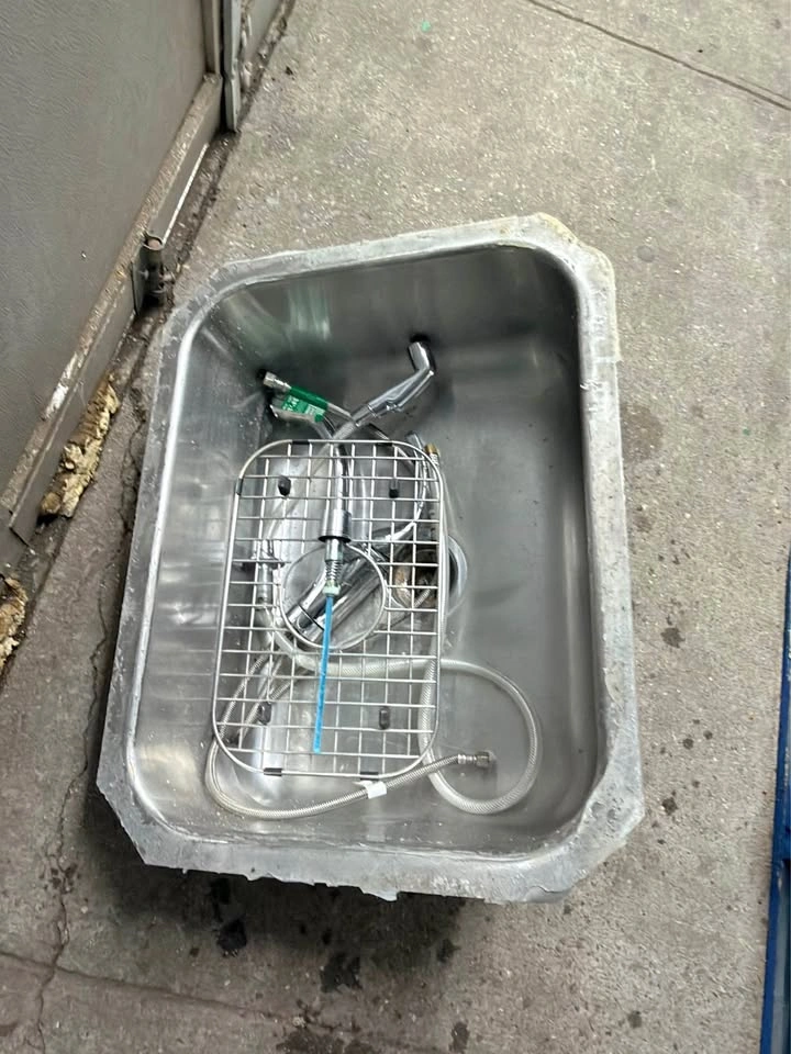 kitchen sink