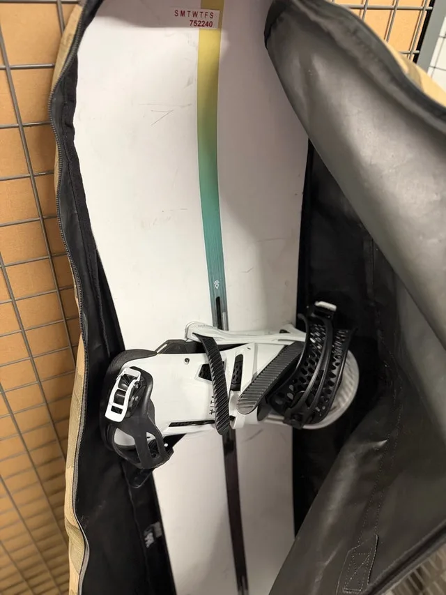 Burton Snowboard with Bindings and Bag - photo 4