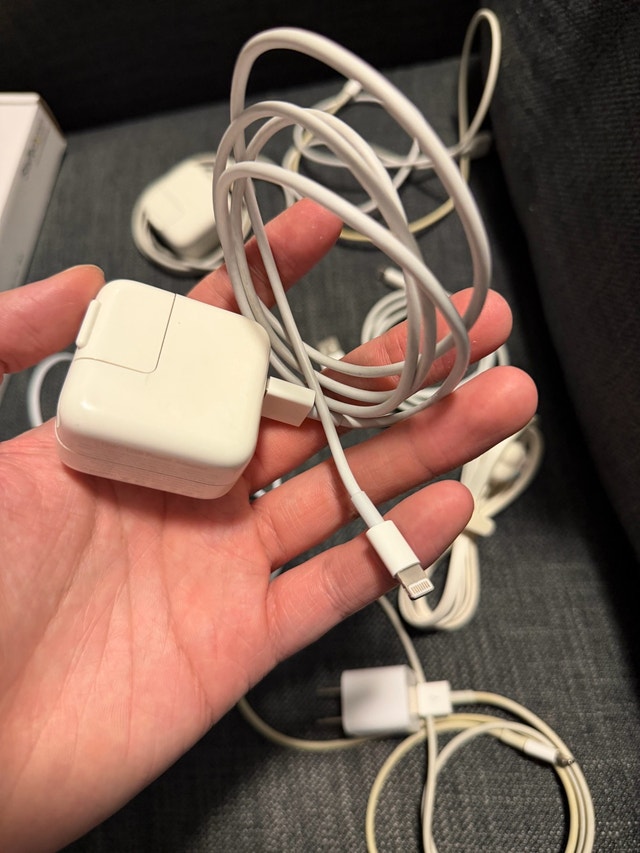Used Apple Lightning Cables - photo 4