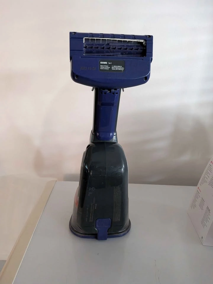 Black + Decker Dustbuster Handheld Vacuum Pet - photo 3