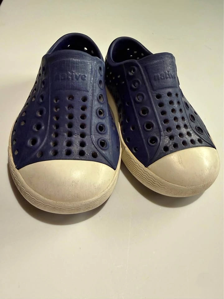 Navy Blue Native Jefferson Shoes for Toddler (Size 5T)