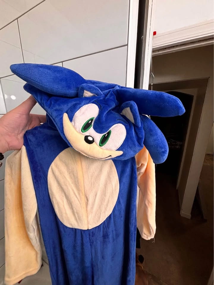 Sonic the Hedgehog Costume - Kids Size Medium - photo 2