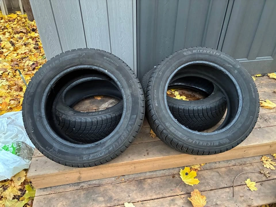 MICHELIN X-ICE SNOW Winter Tires 235/55/R17 - photo 2