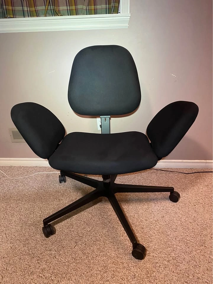 Beyou Transforming Office Chair (Delivery Available) - photo 2
