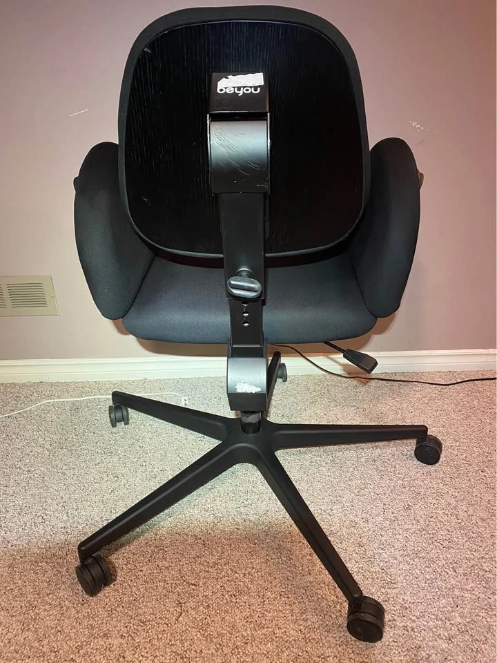 Beyou Transforming Office Chair (Delivery Available) - photo 4