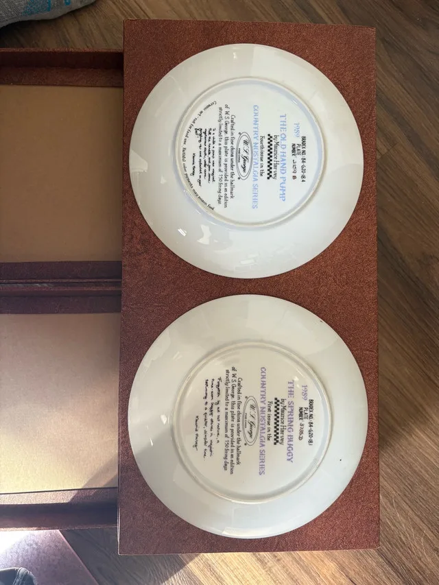 Knowles Collector Plates image indicator(4)