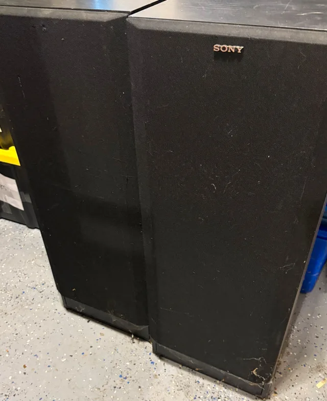 Sony Speakers x 2 thumbnail