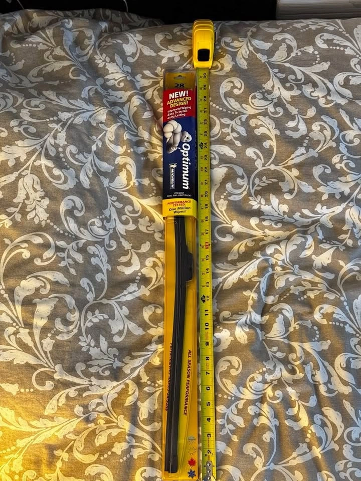 28" Michelin Optimum Wiper Blade (Pack of 1)