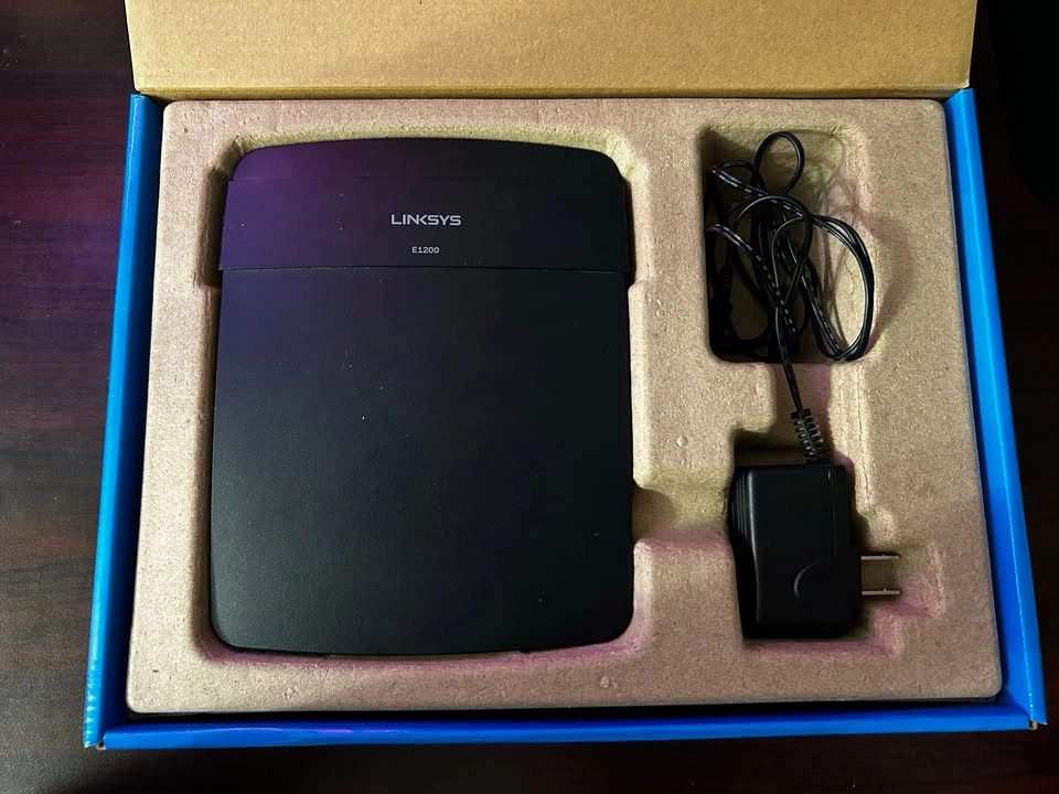 Linksys E1200 N300 Wi-Fi Router - photo 4