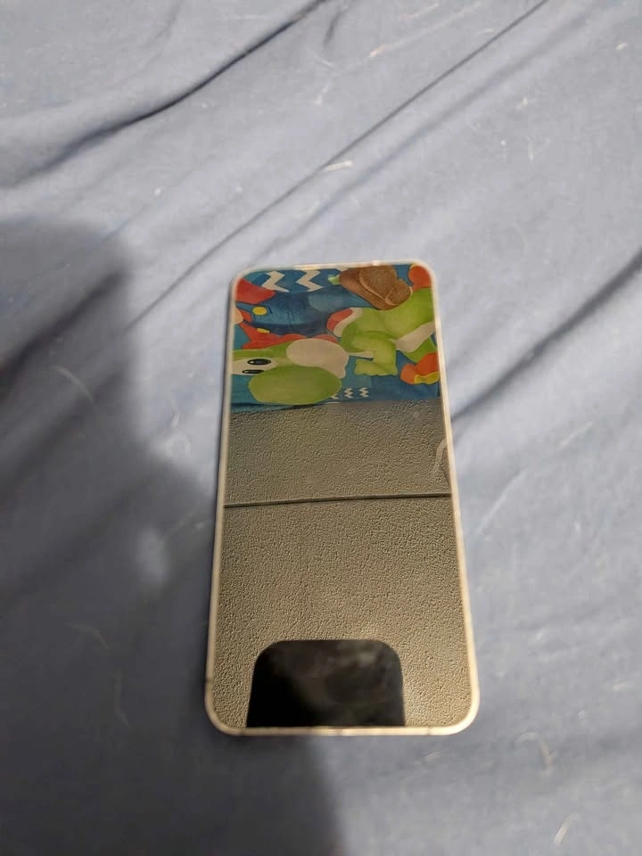 Samsung Galaxy S24 - photo 2