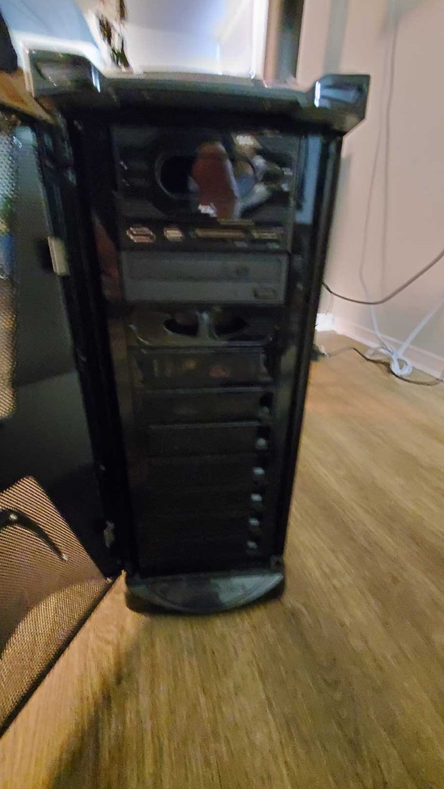 Gaming Desktop Asus Supermotherboard - photo 2