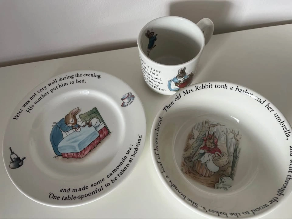 Vintage Wedgwood Peter Rabbit Nursery Set (3-Piece) - photo 2