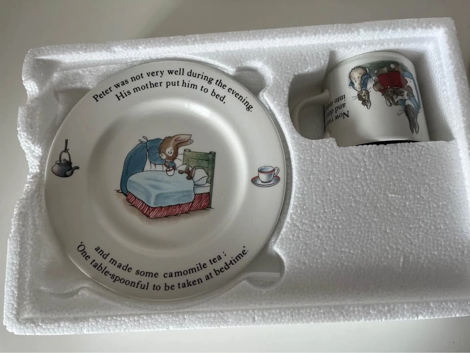 Vintage Wedgwood Peter Rabbit Nursery Set (3-Piece) - photo 3