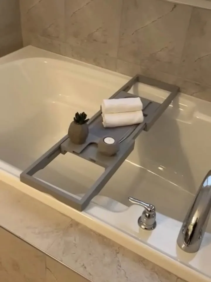Bathtub Caddy image indicator(2)