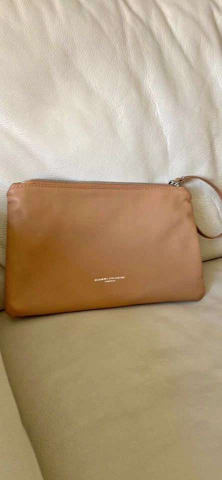 Gianni Chiarini Firenze Italian Light Brown Leather Wristlet Clu