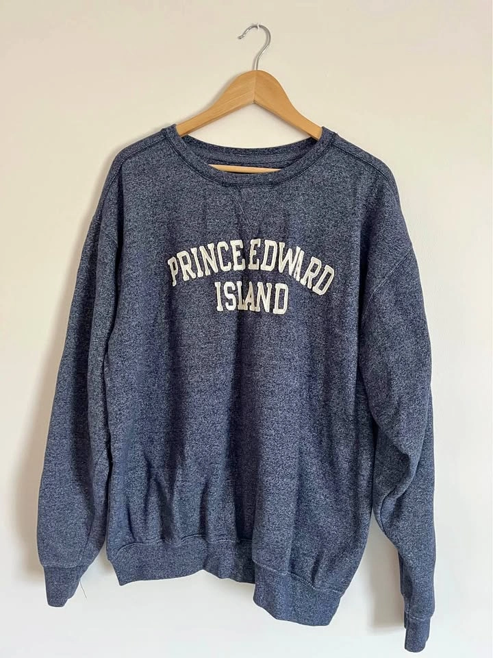 Prince Edward Island Crewneck Sweatshirt - Vintage Style - XL