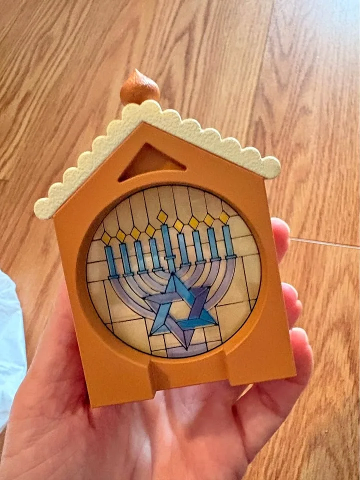 Hallmark Keepsake Festival of Lights ornament