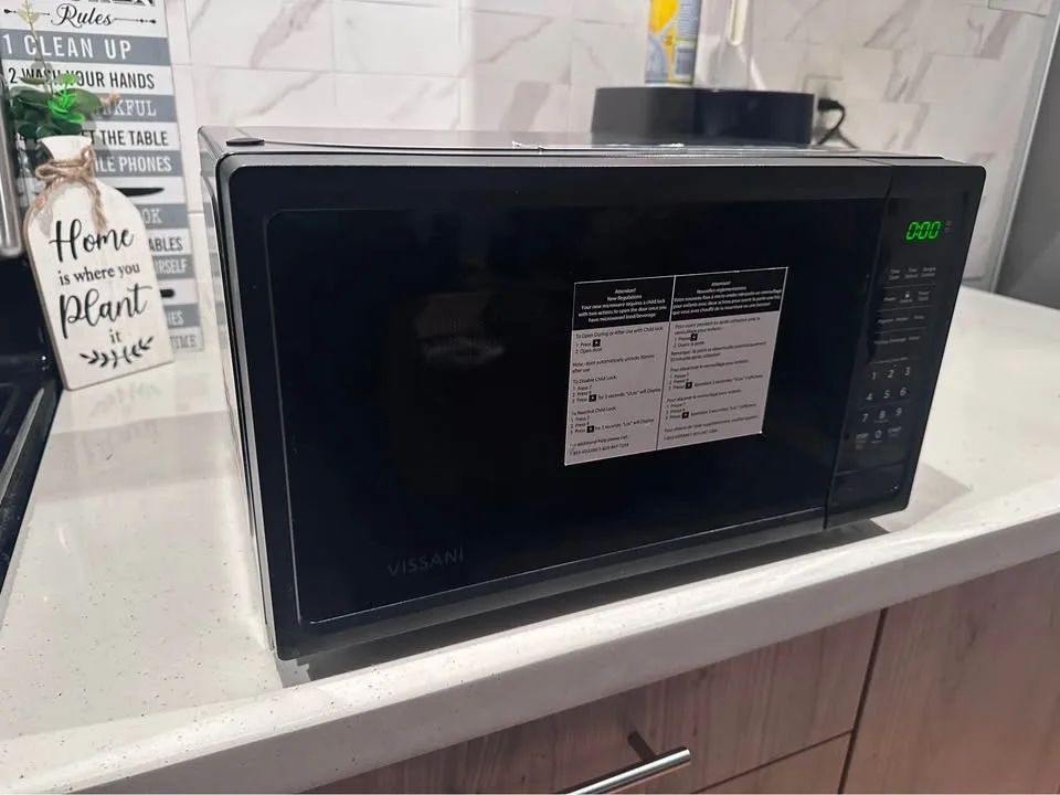 Vissani Microwave Oven - photo 2