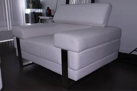 White GENUINE leather Sofa Chair - photo 2