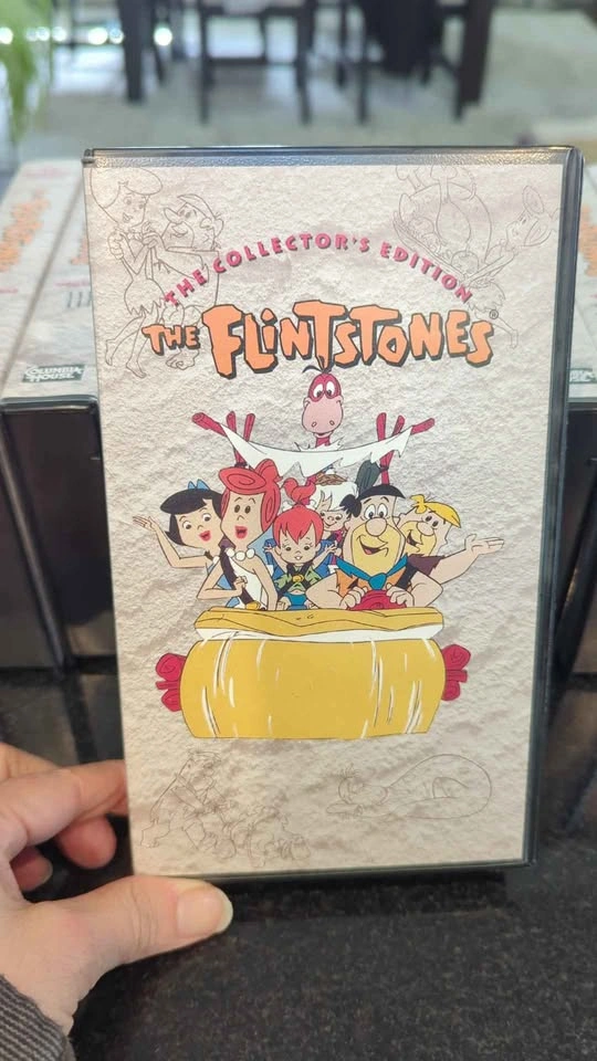 The Flintstones Collector's Edition Vol 1-10 VHS - photo 2