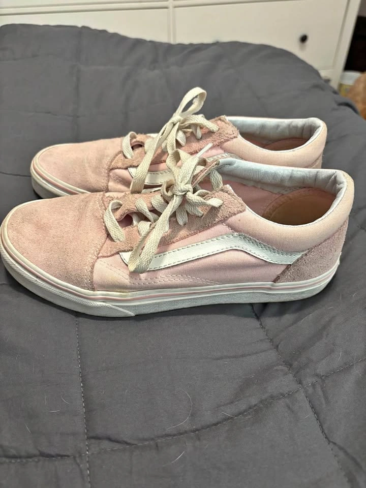 Youth Pink Suede Canvas Vans Size 5