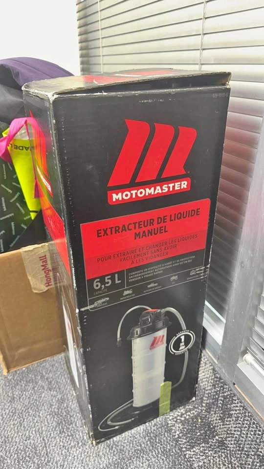 Motomaster Manual Fluid Extractor 6.5L