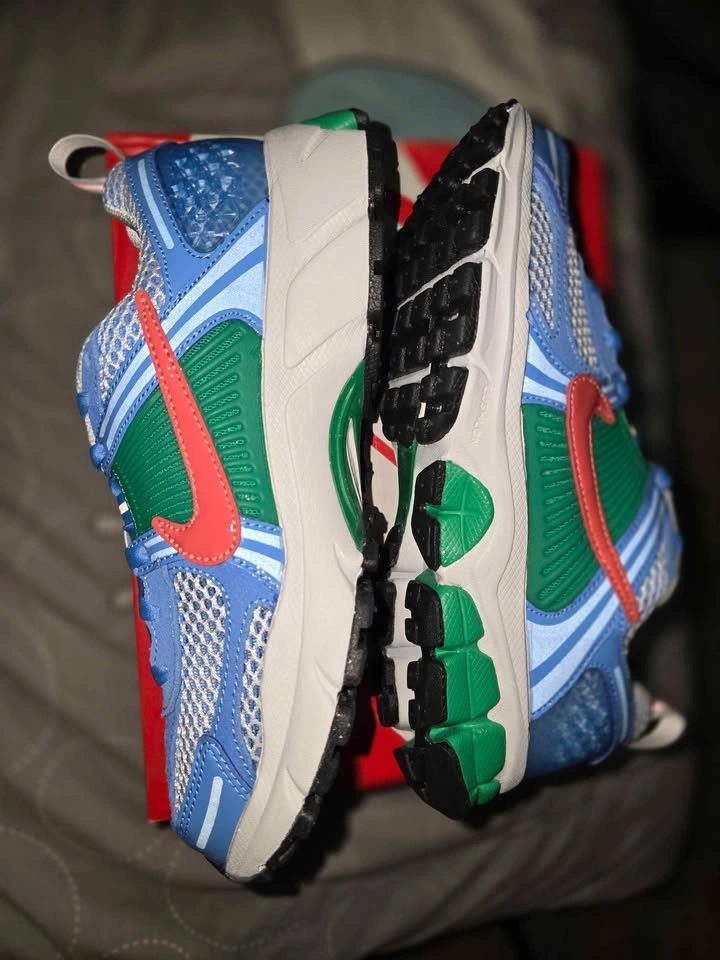 Nike Vomero 5 Big Kids Shoes Size 4.5 - photo 2