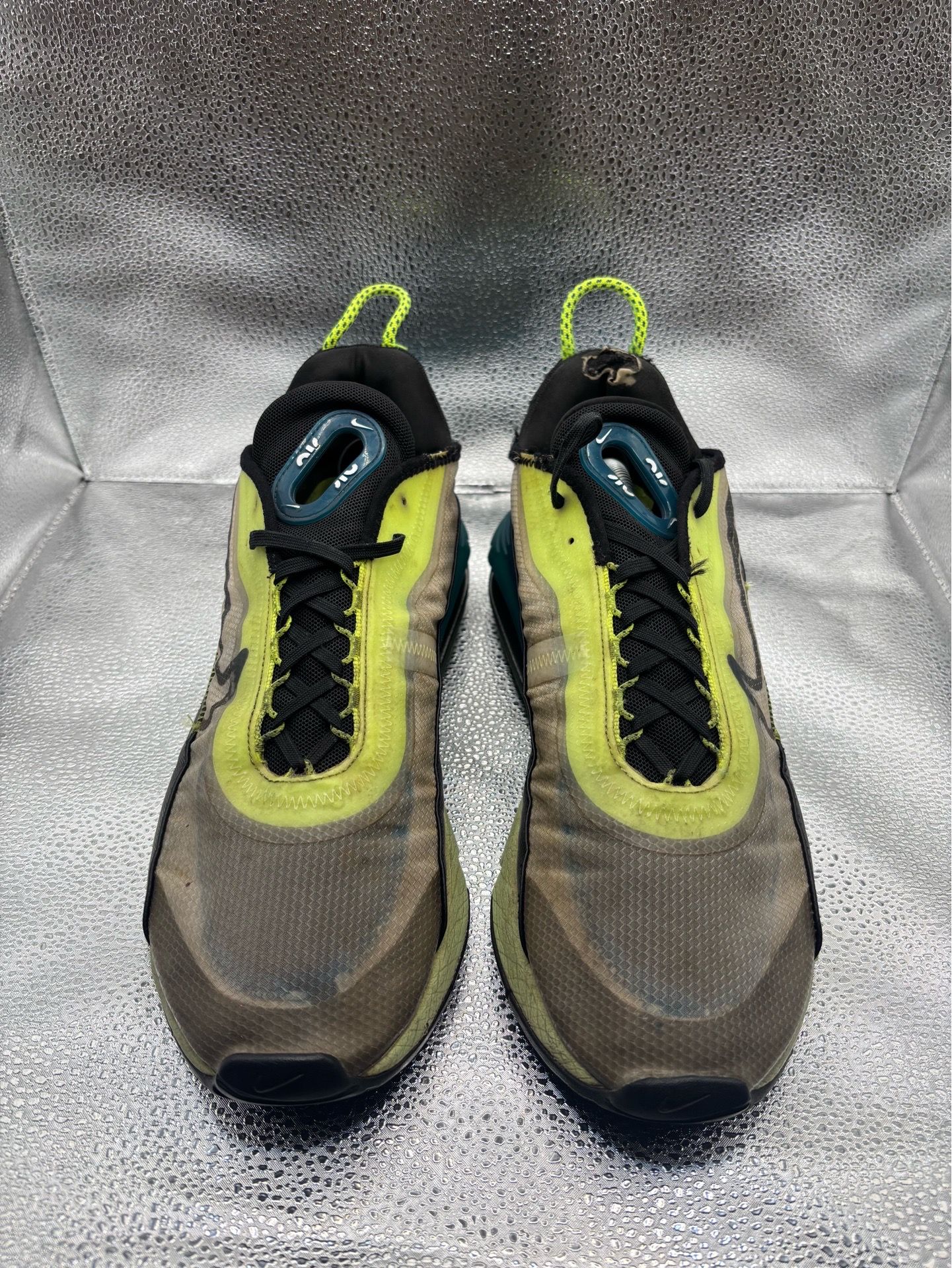 Nike Air Max 2090 Volt - photo 2