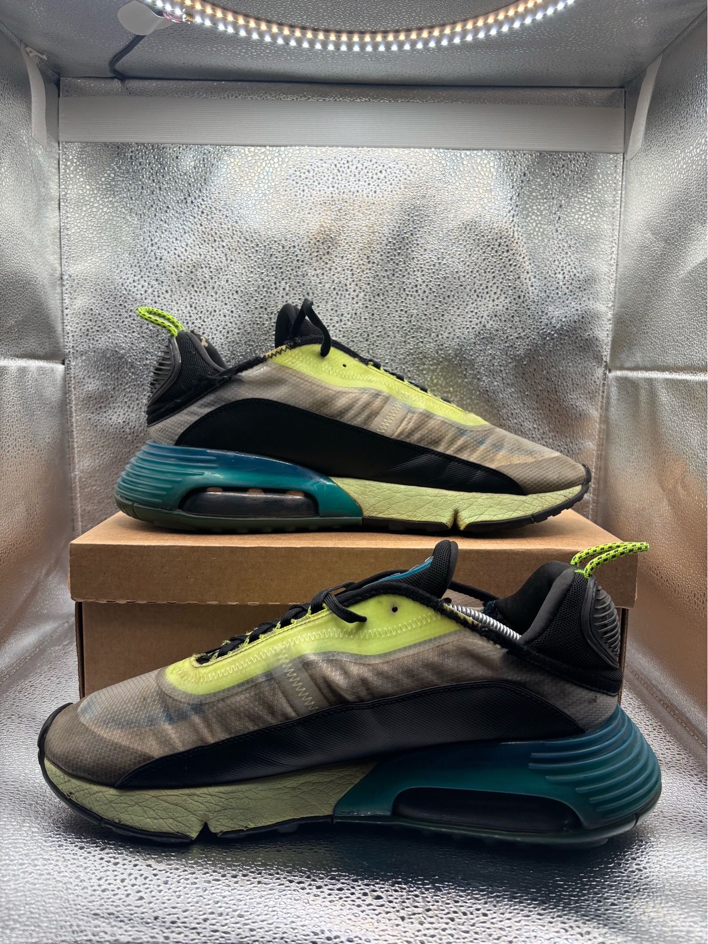 Nike Air Max 2090 Volt - photo 5