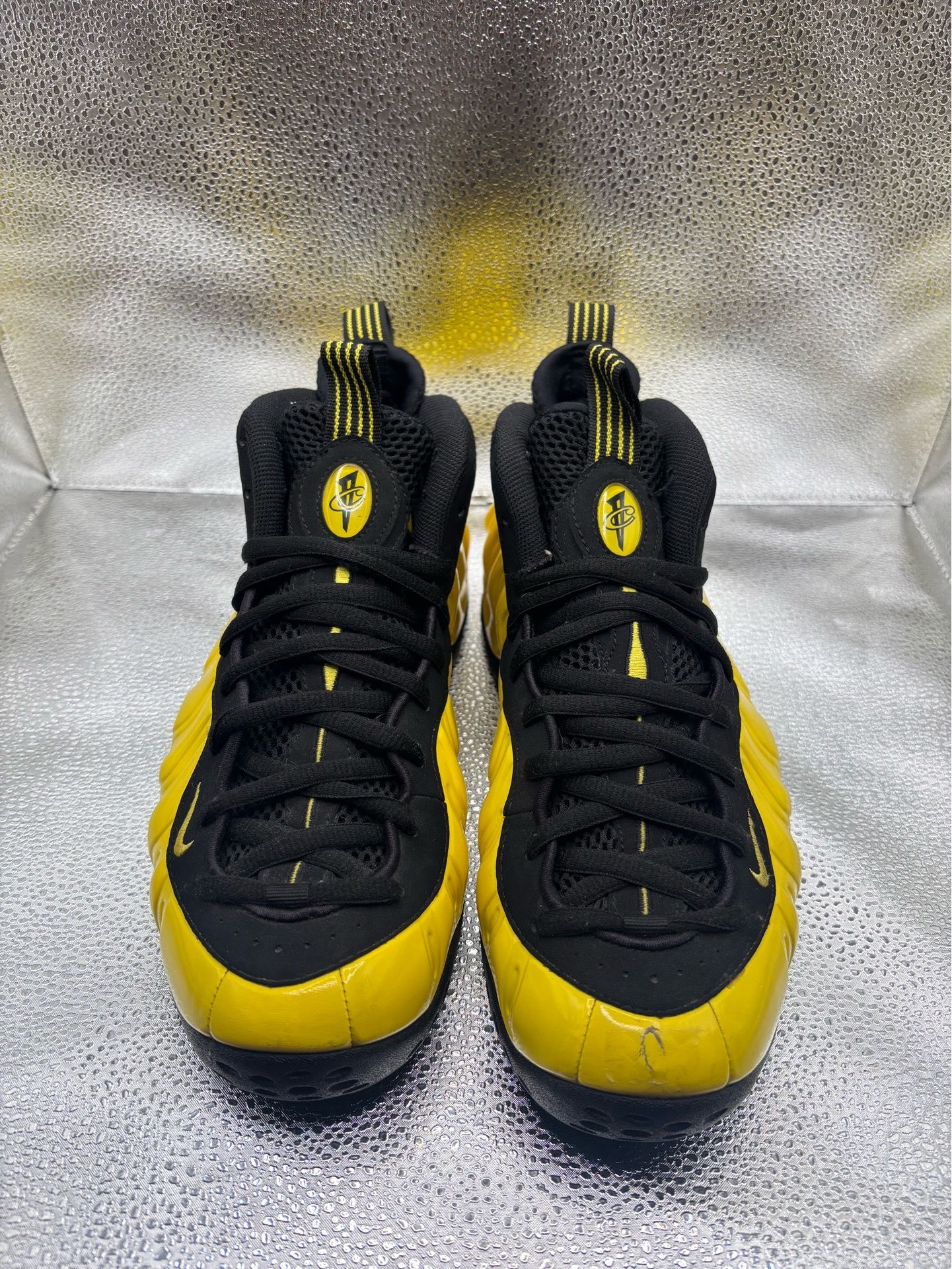 Nike Air Foamposite One Wu-Tang Optic Yellow - photo 2