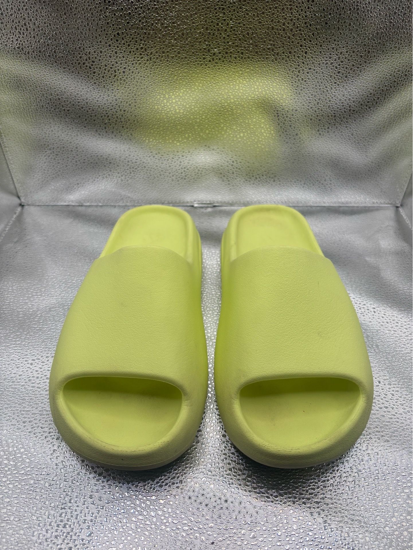 Adidas Yeezy Slide Green Glow - photo 2