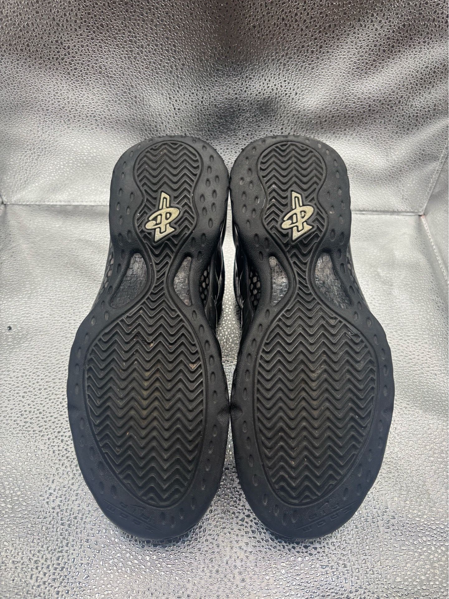Nike Air Foamposite One Hologram - photo 3